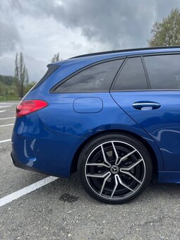 Mercedes-Benz Třída C 300 d combi AMG linie - 9