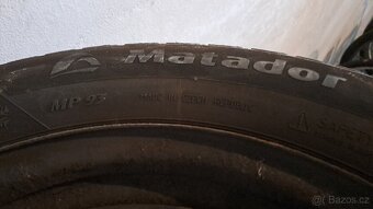 4x pneu s diskem 195/65 R15 - 9
