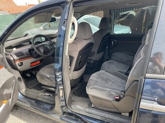 Citroen C8 2.2 HDi - 9