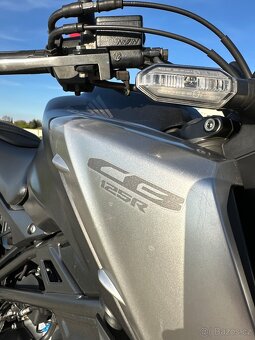 Honda CB125r - 9720km - 9