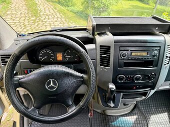 Odtahovka Mercedes Sprinter 519, 3.0CDI 140kw, Tažné 3500kg - 9