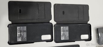 Flipové pouzdro na Samsung S20 - 9