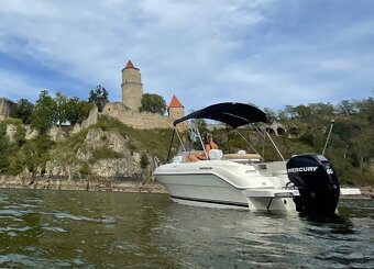 Quicksilver Activ Cabin 470, Mercury 60, koupací plata - 9