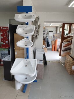 Přenechám zavedenou prodejnu TOPENÍ-VODA-KOUPELNA - 9