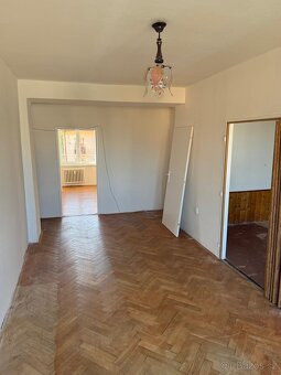 Pronajem bytu 3+1 v Unicove ulice Nerudova ve 2NP - 9