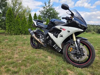 Yamaha R6 - 9