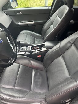 Volvo v50 drive - 9