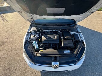 VW Golf VII R 2.0TSI DSG 4Motion - 9