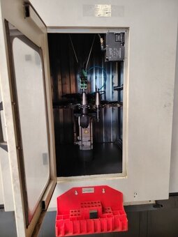 Vertikální obráběcí centrum AXA DBZ - 9
