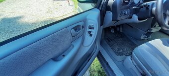 Chrysler Voyager 2.4 LPG - 9