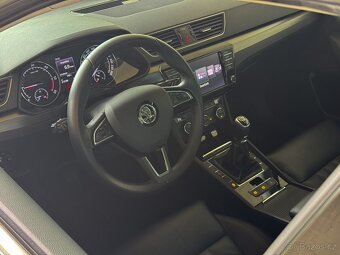 ŠKODA SUPERB III KŮŽE PAMĚTI MANUÁL SERVIS - 9