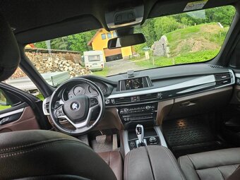 BMW X5 3,0 x Drive 30d-tažné na 2700kg Top stav – 94 tis. Km - 9
