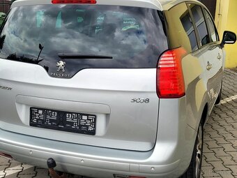 Peugeot 5008, 1,6 HDI 112k, CZ, SERV.KNÍŽKA - 9