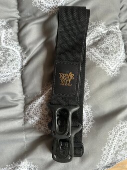 Fender Squier stratocaster - 9