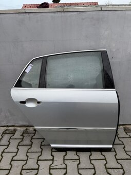 Dily Víko kufru Passat CC Dveře Passat B6 Golf 7 Touareg 2 - 9