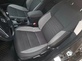 Toyota Auris 1.2turbo benzin,touring, 2017 ,edition sport - 9