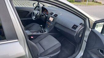 Toyota Avensis Kombi ADT270 - 9