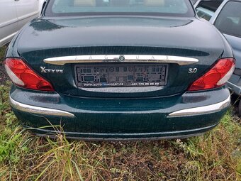 Jaguar X-Type 3.0 V6 169kw r. 2001 4x4 - 9