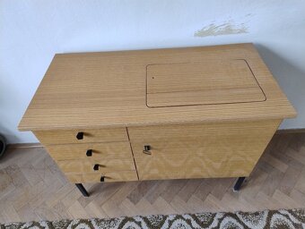 Šicí stroj VERITAS - 9