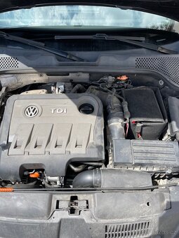 Volkswagen Beetle 2.0 TDI-DSG, rok 2013 - 9