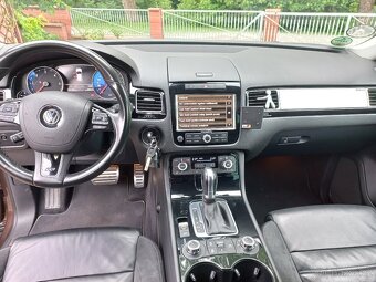 VW Touareg 3,0 Tdi 180kw r-line - 9