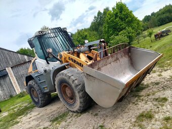 Kolovy nakladac LiEBHERR 538 - 9