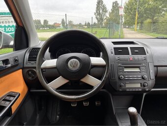 VOLKSWAGEN POLO 1.4 55 KW CROSS - BENZÍN - 9