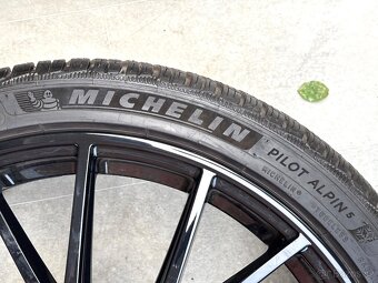 Mercedes E53 W214 originál Zimní Michelin - 9