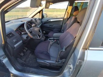 Opel Zafira, 1.7 CDTI, 7 míst - 9