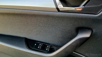 Superb  2.0  Tdi  DSG  Style - 9