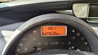 Citroën C8 2,0 100 kw HDI 16V,  7 míst + kola - 9