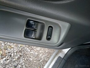 Suzuki Ignis 1.3 i 16 V 61 kW - 9