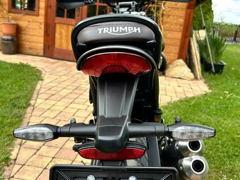 Triumph Scrambler 400X - 9