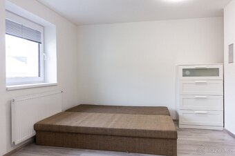 Pronájem bytu 5+ KK v Nýřanech - 9