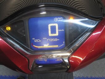 Honda SH 150AD - 9