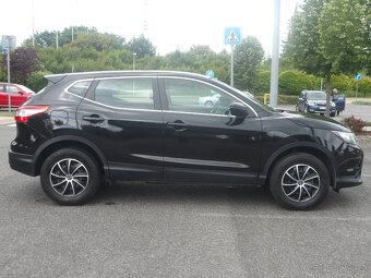 Nissan Qashqai, STK 11/2027,1.maj, koup.v ČR, nekuřák - 9