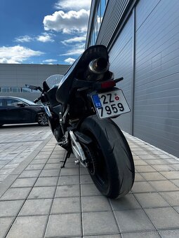 Cbr 600rr 2004 - 9