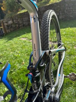 Celoodpružené kolo Giant Anthem X Advanced 29er L - 9