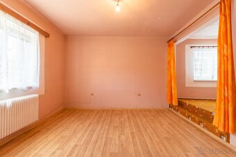 Rodinný dům 7+2 se zahradou a garáží, Bludov, okr. Šumperk - 9