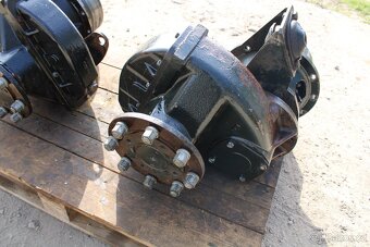 Zetor 7211 rozvodovka diferenciál - 9