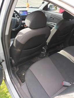 Kia Rio 1,5 CRDI - 9
