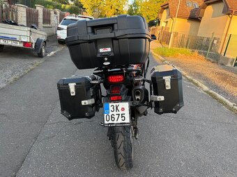 Honda CRF Afrika Twin 1000 - 9