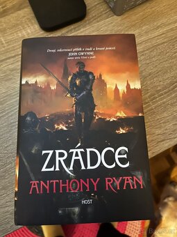 Trilogie Úmluva oceli - 9