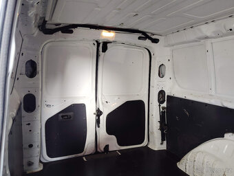 Citroen Jumpy-2,0-94 kW - 9