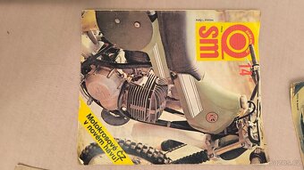 13 kusů časopis Svět motorů 1982 - 9