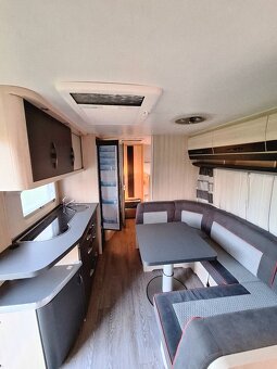Karavan Hobby 545 KMF De Luxe Edition - 9