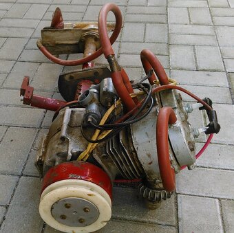Závodní loď kluzák motor König čz jawa Delfín plaketa foto - 9
