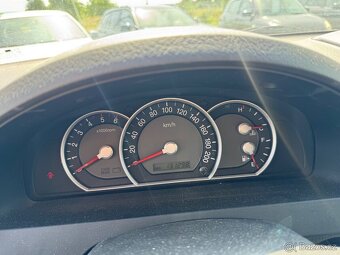Kia Sorento 2.5 CRDi, 125 kW, 131 tis km,1.Majitel - 9