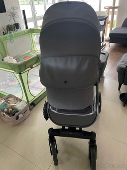 Zánovní kočárek Joolz GEO 3 Pure Grey 2024 - 9
