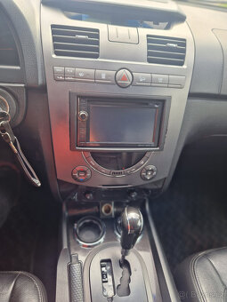 SsangYong Rexton 2.7 XDi 132 kW 11/2012 - 7 míst - 9